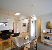 Cooks Hill Cottage - Phillip Island Accommodation