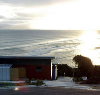 Freycinet Beach Apartments - Phillip Island Accommodation