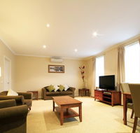 Lake Inn Ballarat - Phillip Island Accommodation