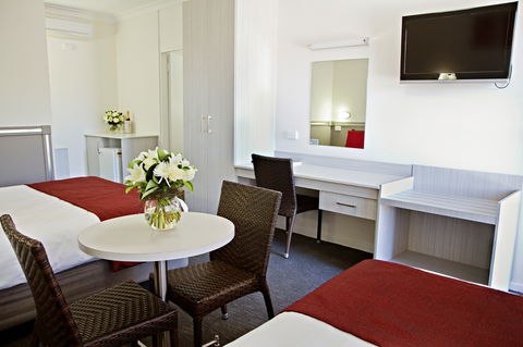 Governor Macquarie Motor Inn - Phillip Island Accommodation 5