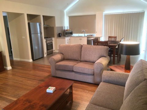 High Peaks Cottages - Phillip Island Accommodation 4