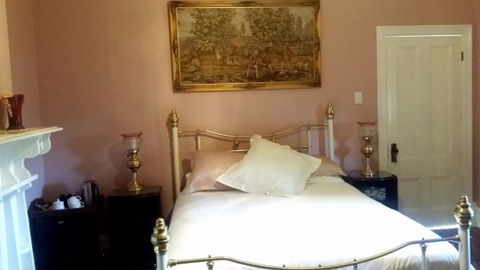 Angas Plains Estate Wines Heritage Suite - Phillip Island Accommodation 1
