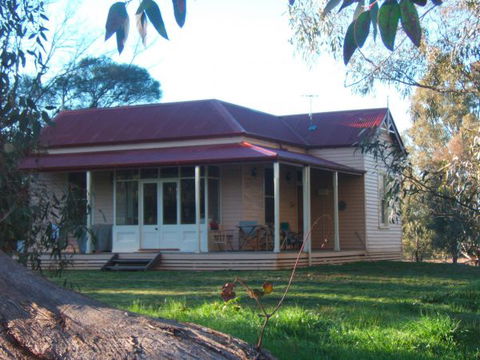 Baranduda Homestead B&B Cottages - Phillip Island Accommodation 0
