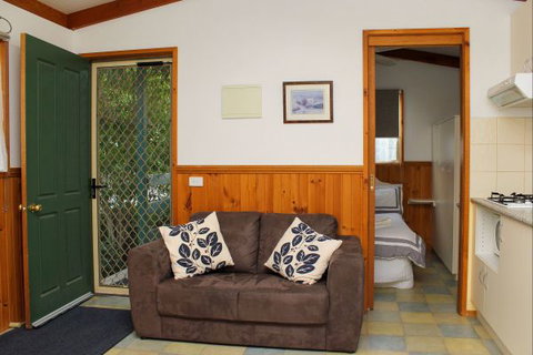 Beechworth Cabins - Phillip Island Accommodation 1