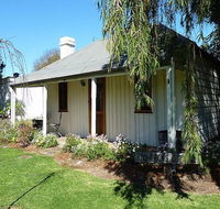 Cameron's Cottage - Phillip Island Accommodation