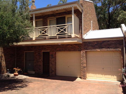 Flinders Beach Retreat Queenscliff - Phillip Island Accommodation 1
