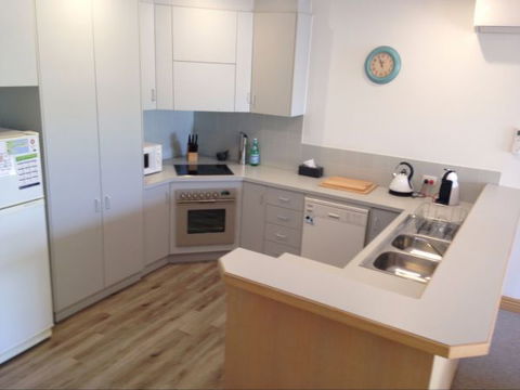 Flinders Beach Retreat Queenscliff - Phillip Island Accommodation 2