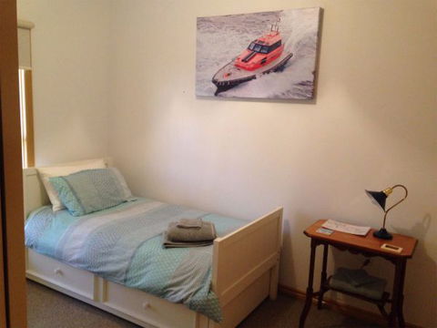 Flinders Beach Retreat Queenscliff - Phillip Island Accommodation 7