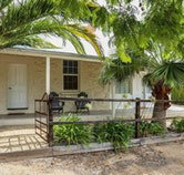 Milk Honey House - Phillip Island Accommodation