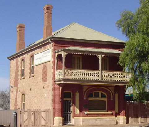 Savings Bank Of South Australia - Old Quorn Branch - Phillip Island Accommodation 0