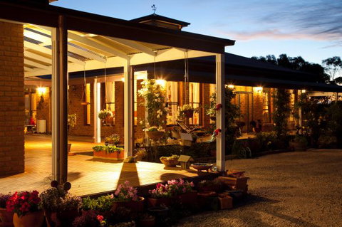 Sanctuary@Waratah - Phillip Island Accommodation 1