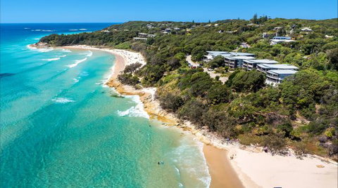 Stradbroke Island Beach Hotel | Spa Resort - Phillip Island Accommodation 0