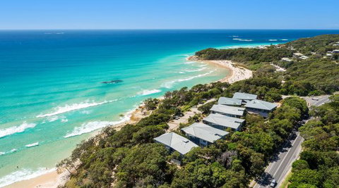 Stradbroke Island Beach Hotel | Spa Resort - Phillip Island Accommodation 1