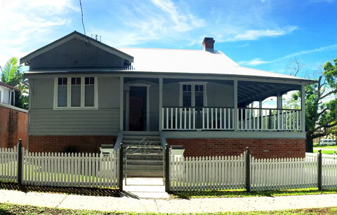 Ava House - Phillip Island Accommodation 0