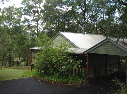 Maleny Country Cottages - Phillip Island Accommodation 0