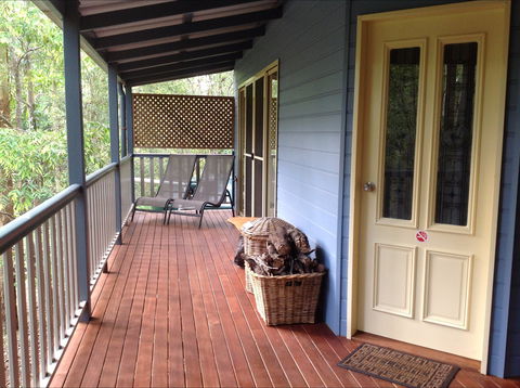 Maleny Country Cottages - Phillip Island Accommodation 1