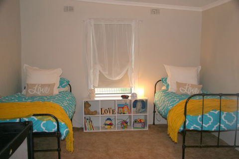 No.72 - Phillip Island Accommodation 2