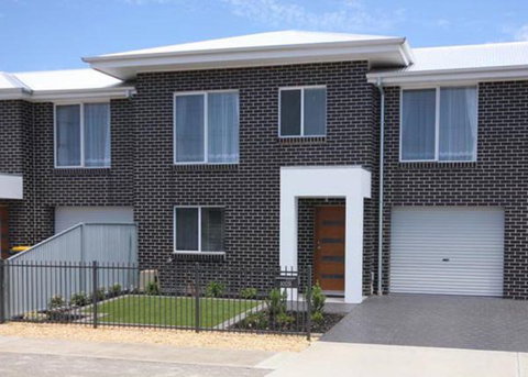 Oaklands Junction - Phillip Island Accommodation 0