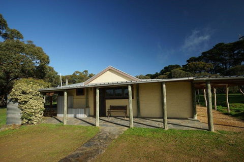 Southern Ocean Retreats - Goondooloo Cottage - Phillip Island Accommodation 1