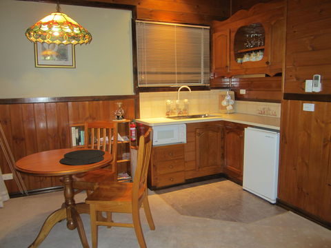 Willowlake Cottages - Phillip Island Accommodation 3