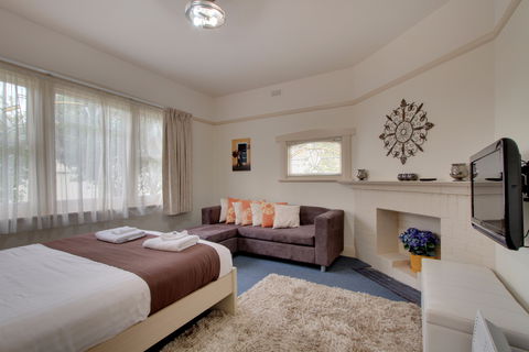Amy Cottage - Phillip Island Accommodation 2