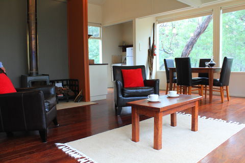 Aquila Eco Lodges - Phillip Island Accommodation 2
