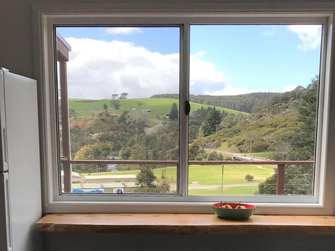 Derby Digs Cottage - Phillip Island Accommodation 9