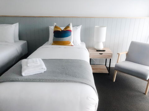 Eight Spence - Phillip Island Accommodation 4