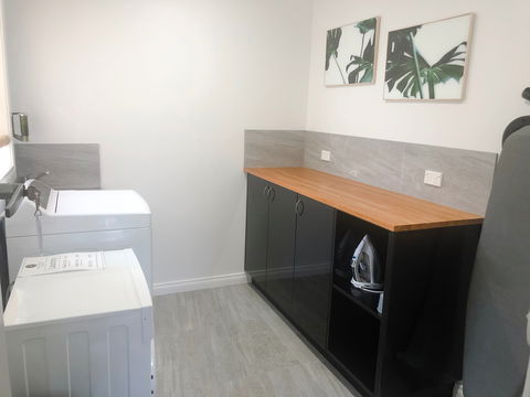 Eight Spence - Phillip Island Accommodation 5