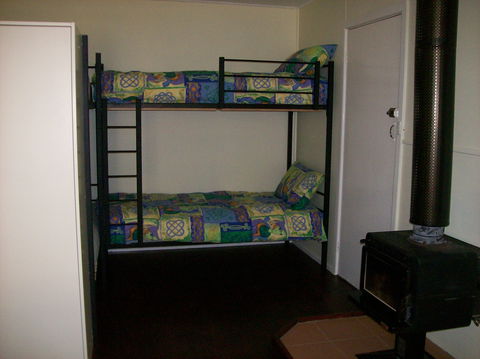 Goughs Bay Holiday Cottages - Phillip Island Accommodation 4