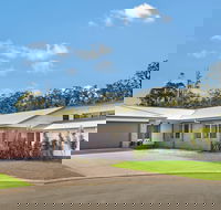 Lakeside Lodge Lake Cathie - Phillip Island Accommodation