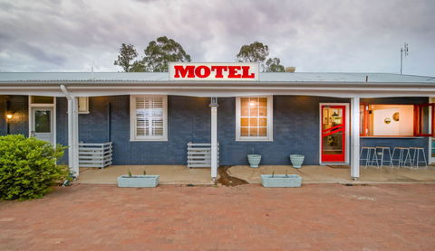 The Platypus Accommodation And Cafe - Phillip Island Accommodation 0