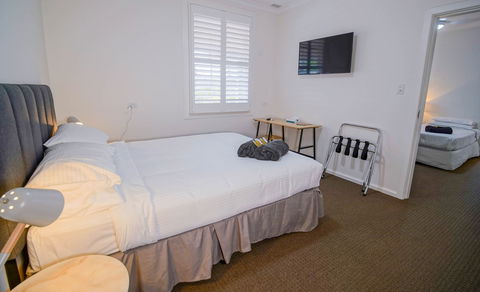The Platypus Accommodation And Cafe - Phillip Island Accommodation 3