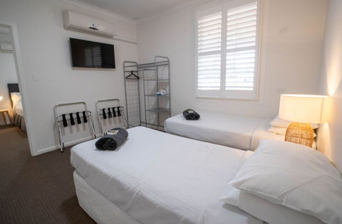 The Platypus Accommodation And Cafe - Phillip Island Accommodation 4