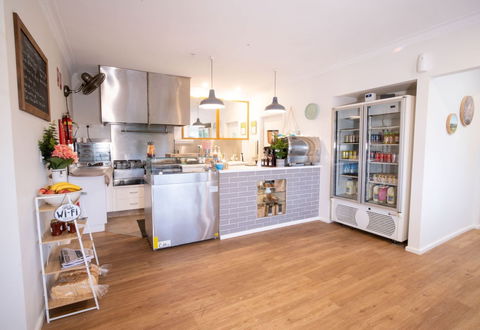 The Platypus Accommodation And Cafe - Phillip Island Accommodation 9