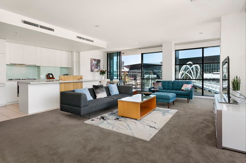 Waterfront Melbourne Apartments - Phillip Island Accommodation 2
