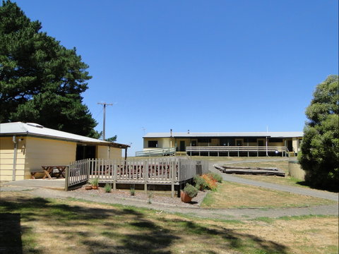 Allambee Camp - Phillip Island Accommodation 1