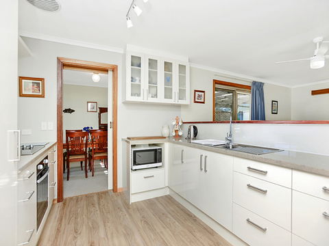Avalon - Phillip Island Accommodation 1