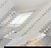 Colonial Court Villas Serviced Apartments