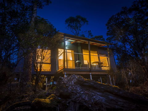 Cradle Mountain Wilderness Village - Phillip Island Accommodation 0