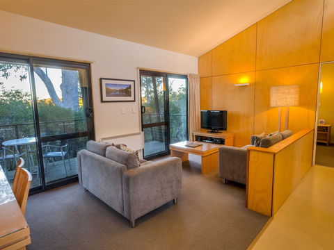 Cradle Mountain Wilderness Village - Phillip Island Accommodation 1