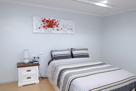 Glenn Moore Accessible Accommodation  Units - Phillip Island Accommodation 1