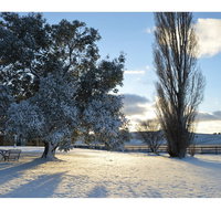 Snowy Mountains Resort - Phillip Island Accommodation