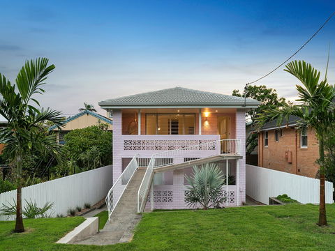 Sunset Beach - Surfside - Phillip Island Accommodation 1