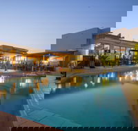 Sydney Beachouse YHA - Collaroy - Phillip Island Accommodation