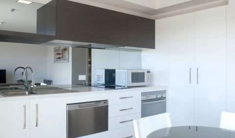 Abode Tuggeranong - Phillip Island Accommodation 1