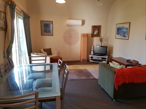 Angler's Arms And Fisherman's Cottage - Phillip Island Accommodation 2