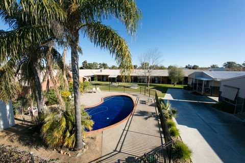 Ashleigh Court Motor Inn - Phillip Island Accommodation 0
