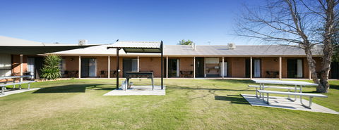 Ashleigh Court Motor Inn - Phillip Island Accommodation 2
