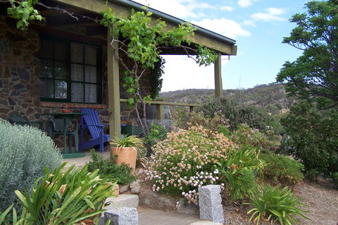 Nuggetty Cottage - Phillip Island Accommodation 0